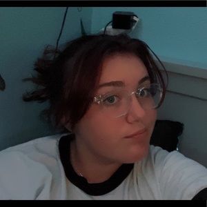 Meet your Posher, Eleanor